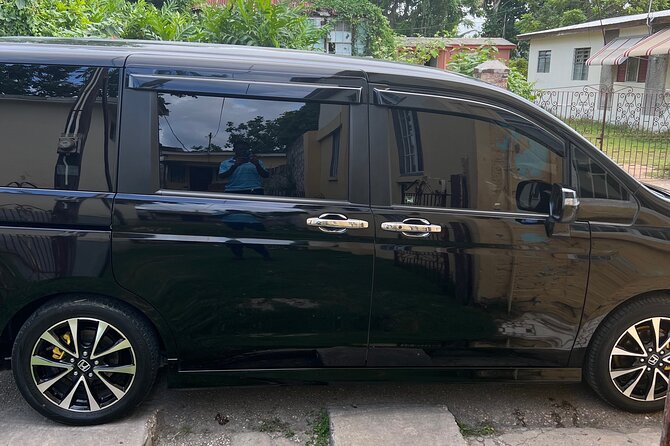 Private Airport transfer hotels in montegobay - What the 10 to 20 minute ride is really like