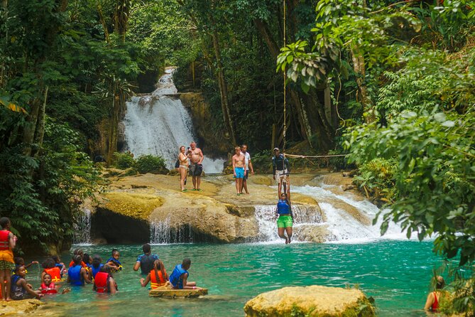 Private Airport Transfer Montego Bay To Negril - Booking Ahead and Finding the Driver