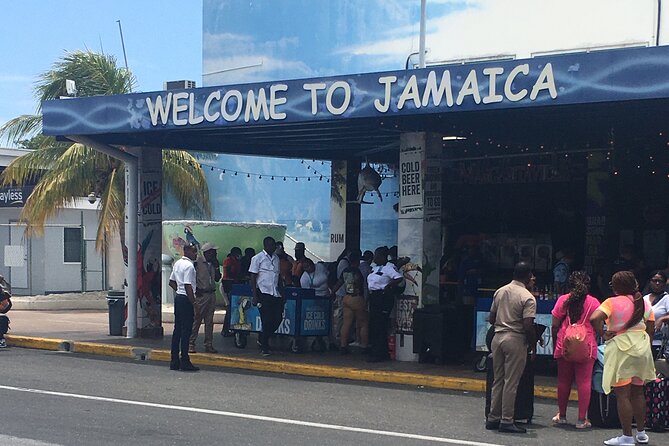 Private Airport Transfer to Hotels and Airbnb in Montego Bay - Key Points at a Glance