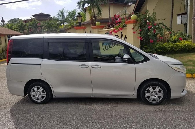 Private Airport Transfer to Jewel Grande Montego Bay Resort - Booking details that matter