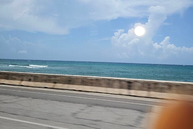 Private airport transfer to negril resorts arrival/departure - Arrival at your Negril resort