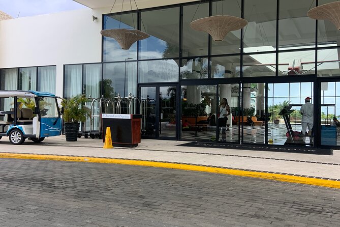Private Airport Transfer to or from Ocean Coral Spring Resort - What the welcome feels like for families