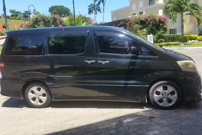 Private Airport Transfer to Secrets Resort Montego Bay - Who Will Get the Most From This Transfer?