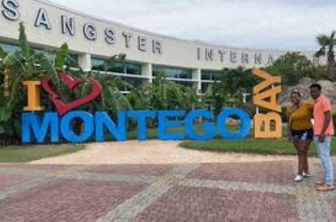 Private Airport Transfers to/from Hotels in Montego Bay - How easy is the airport pickup?
