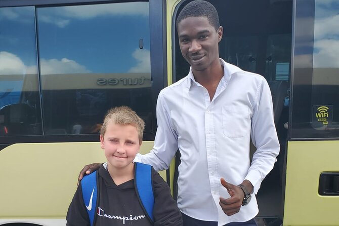 Private Airport Transfers To Negril Hotels and Villas - The road to Negril, with time to stop