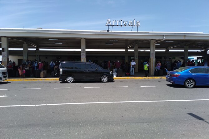 Private Airport Transfers to Royalton Blue Waters and White Sand - Choosing Between Royalton Blue Waters and White Sand