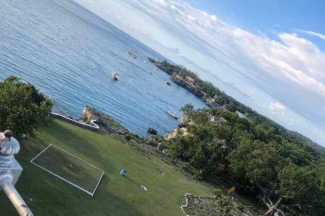 Private and Customize Negril Day Tour - Rick’s Cafe, cliff views, and sunset timing