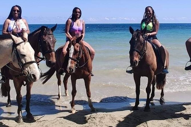Private Bamboo Rafting and Horseback Riding from Ocho Rios - Dalton’s role in the day