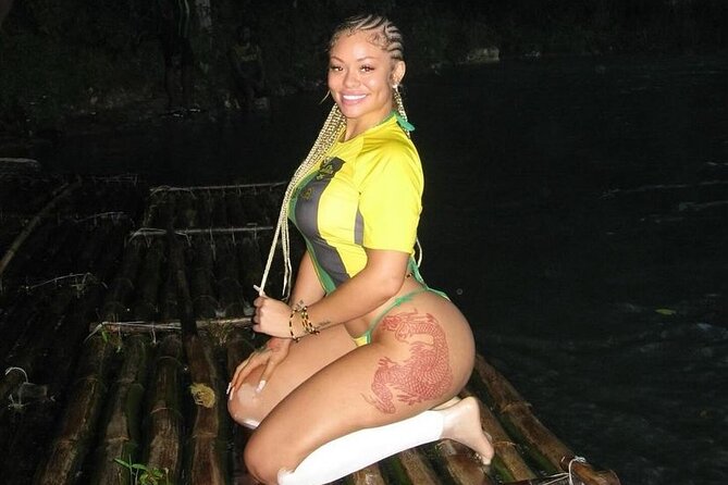 Private bamboo rafting and massage in Montego Bay - Who will enjoy this most?