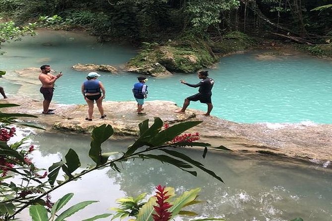 [PRIVATE] Blue Hole & Secret Falls Tour with Entrance Fees - How private touring changes the day