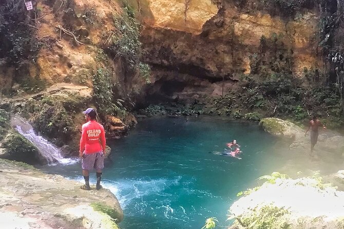Private Combo Tour From Ocho Rios To Blue Hole & Konoko Falls - Who will enjoy this Ocho Rios outing most?