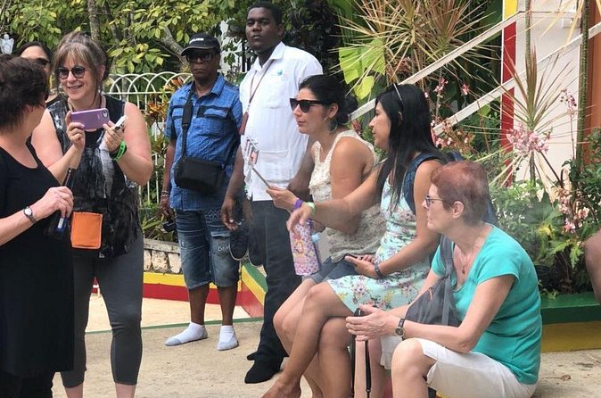 Private & Customize Tour to Bob Marley's Nine Mile and Dunn's River Falls - Leaving Montego Bay for Nine Mile