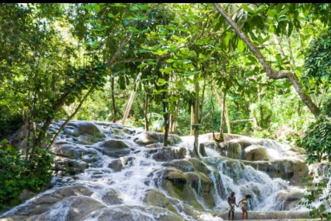 Private Dunn's River Falls and Tubing Tour From Ocho Rios - Key points at a glance