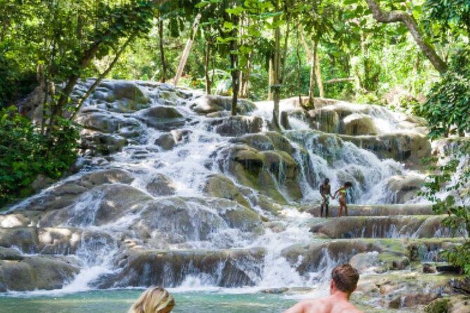 Private Dunn's River Falls and Tubing Tour From Ocho Rios - What the $150 price means in practice
