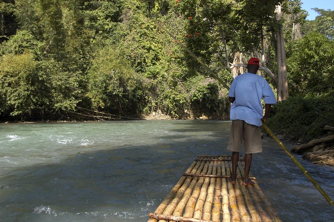 [PRIVATE]Dunn's River & Martha Brae Rafting - Entrance & Lunch - Martha Brae rafting: Jamaica at a slower pace