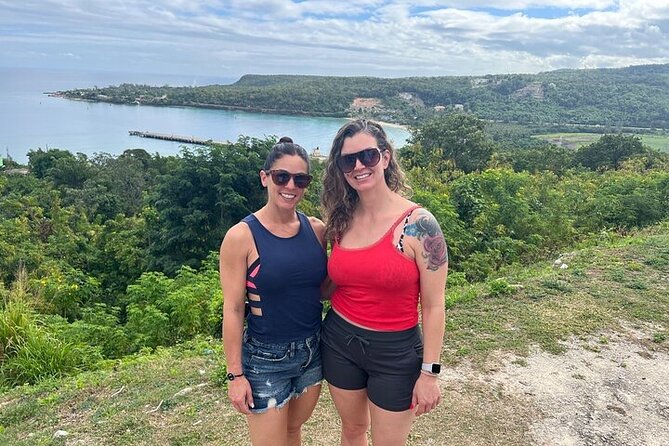 Private fun fill tour from Montego Bay to dunns river & blue hole - Ocho Rios Jerk Center: a useful taste of Jamaica