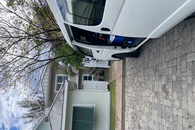 Private Jamaica Transport - Local suggestions, food, and island orientation