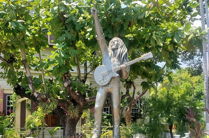 Private Kingston and Bob Marley Museum Tour from Ocho Rios - Emancipation Park in the heart of Kingston