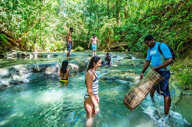 Private Mayfield Falls Waterfalls Tour [ Transportation ] - The 9:00 am pickup keeps the plan easy