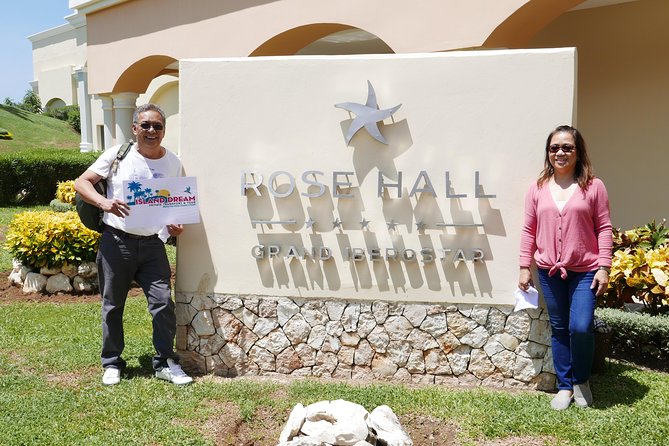Private Montego Bay Airport Taxi to Iberostar Rose Hall Resort - The short drive to Rose Hall
