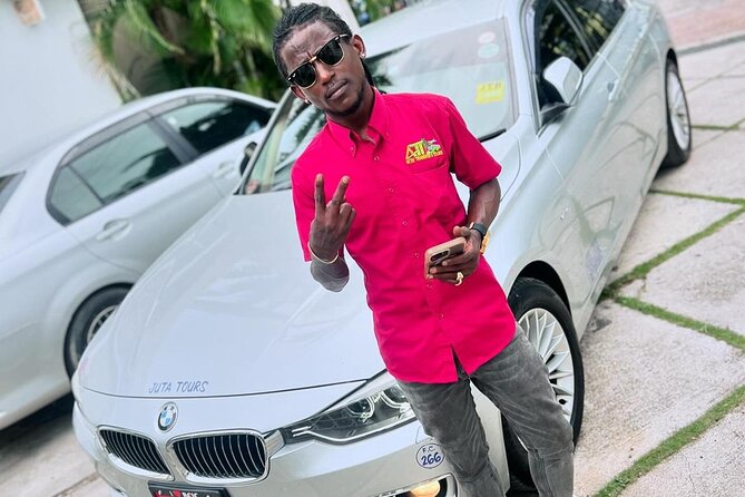Private Montego Bay Airport Transfer to Falmouth Hotels - Landing at Sangster International Airport