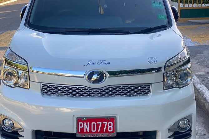 Private Montego Bay Airport Transfer to Hotels in Montego Bay - Comforts that matter on a short transfer