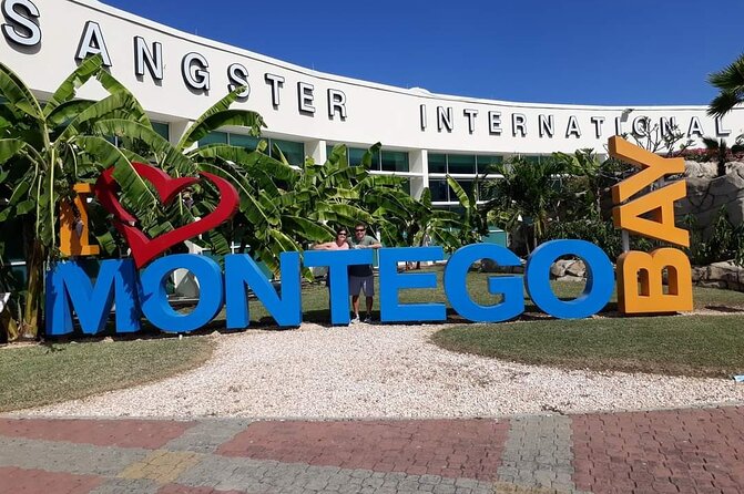 Private Montego Bay Airport Transfer to Negril - Safety, driving, and comfort on Jamaica’s roads