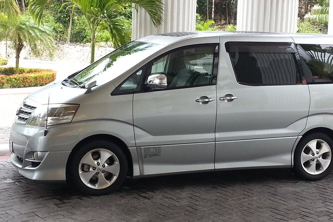 Private Montego Bay Airport Transfer to Ocho Rios - Booking details that affect your arrival