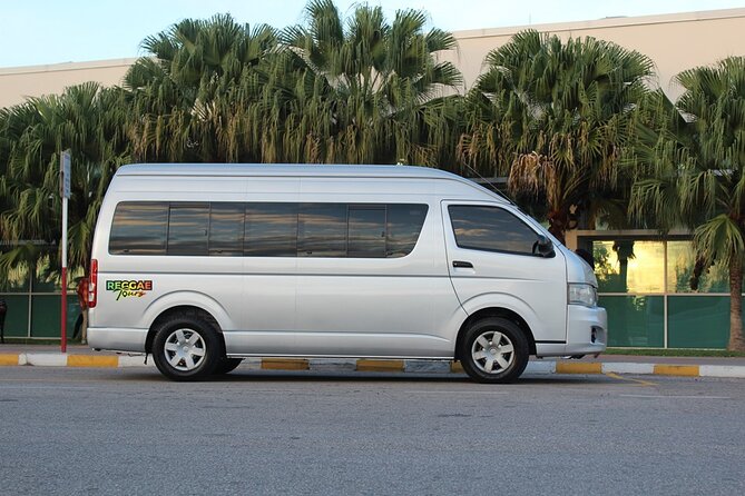 Private Montego Bay Airport Transfer to Royalton Blue Waters - Key points at a glance