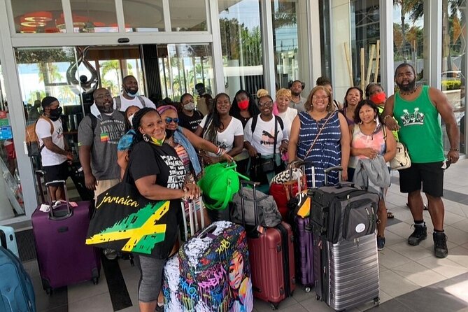 Private Montego bay Airport Transfer To Runaway Bay St. Ann - Return Transfers From Runaway Bay