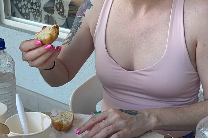 Private Montego Bay Foodie Tour with City Highlights - What the guide adds to the food