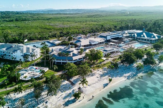Private Montego Bay Jamaica Airport Transfer to Hotels in Negril - Return pickup from Negril to MBJ Airport
