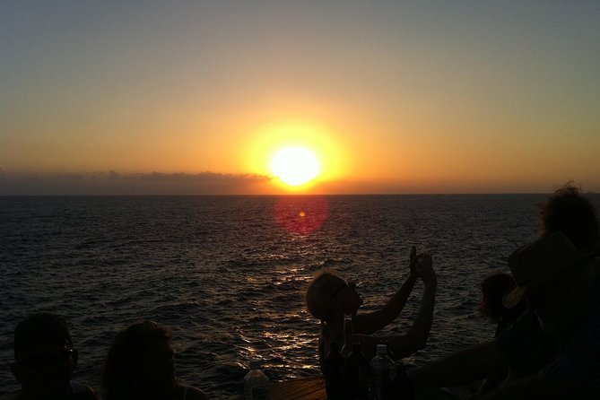 Private Negril Beach & Rick's Cafe Sunset Tour - Lunch, shopping, and flexible stops