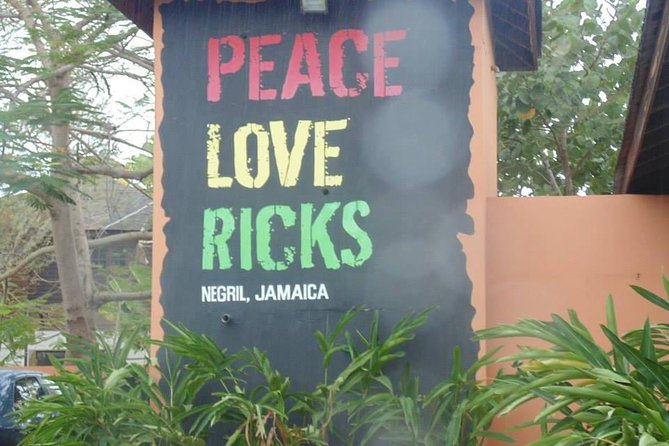 Private Negril Beach & Rick's Cafe Sunset Tour - What the private guide adds