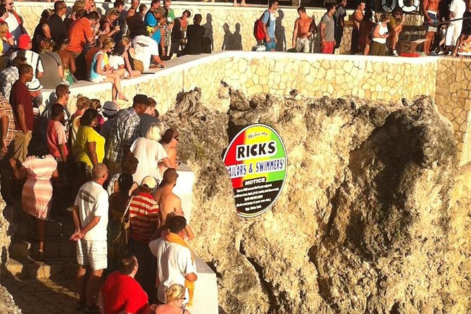 Private Negril Day Trip From Ocho Rios - A short stop at Columbus Park