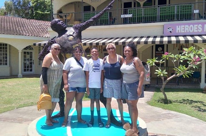 Private One-Way and Roundtrip Airport Transfer to Montego Bay Hotels - Weather and Last-Minute Changes