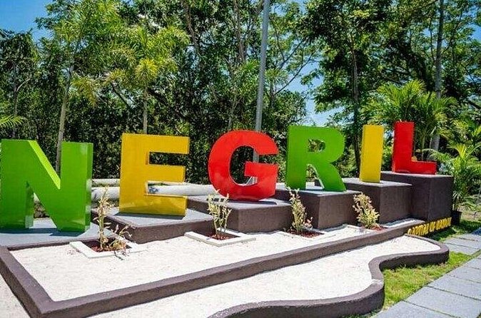 Private Round Trip from Sangster International Airport to Negril - Gavin’s helpful touch in Negril