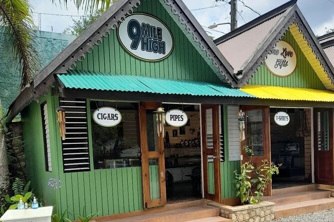 Private Roundtrip Sangster Airport to Montego Bay Hotels - Who gets the best value from this transfer?