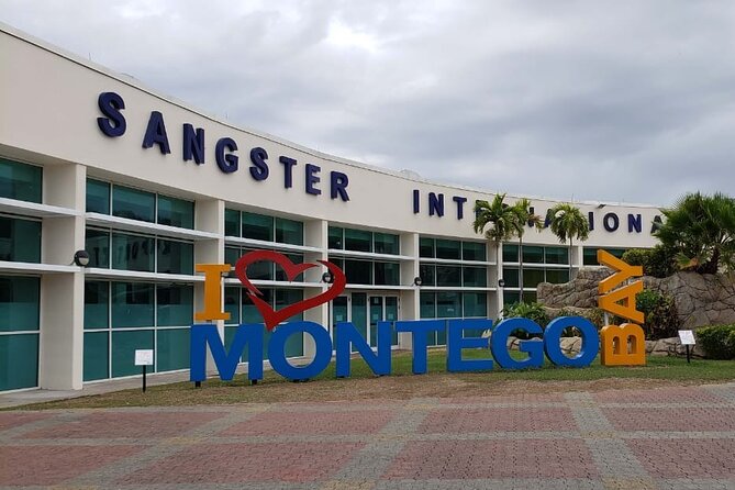 Private Sangster Airport and Excursion Transport in Montego Bay - Key points at a glance
