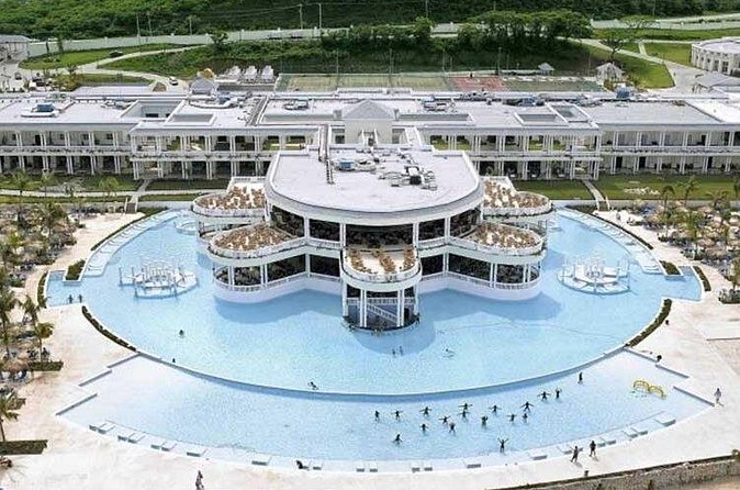 Private Sangster Airport Transfer to Grand Palladium Resort - What the transfer does not include