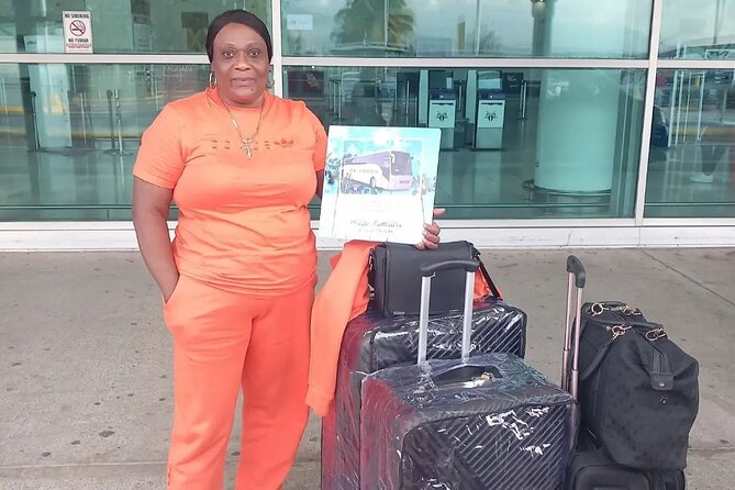 Private Sangsters International Airport Transfers - The one-hour ride through Trelawny