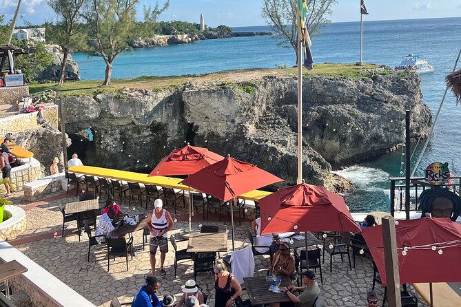 Private Tour for Negril Seven Miles Beach & Rick's Cafe Jamaica - Three hours around Rick’s Café and the beach