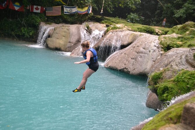 Private Tour from Falmouth to Ocho Rios Blue Hole and shopping - Is $100 per person a fair price?