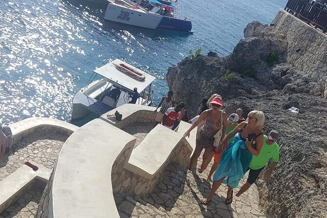 Private Tour From Ocho Rios or Runaway Bay To Negril 7 Miles Beach & Ricks Cafe - Is $100 per person good value?
