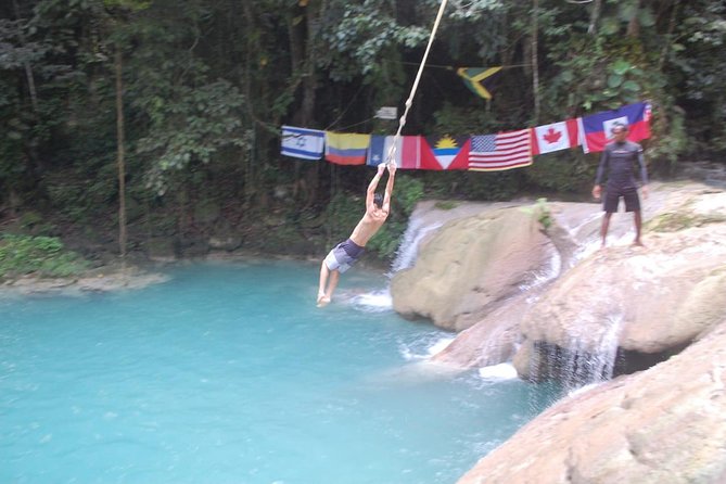 Private Tour From Ocho Rios To Blue Hole Secret Falls and Shopping - Why the Blue Hole makes a good Ocho Rios escape