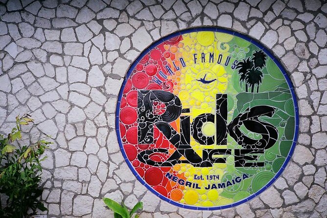 Private Tour of Negril Beach and Sunset at Ricks Cafe - Rick’s Cafe, cliff jumping, and the sunset wait