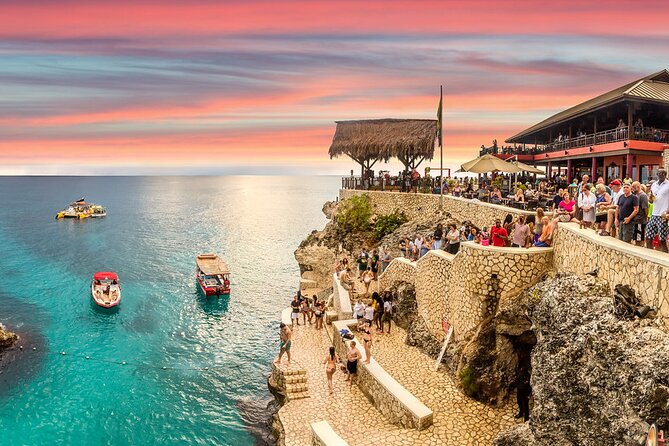 Private Tour of Negril Beach and Sunset at Ricks Cafe - What the driver and vehicle add
