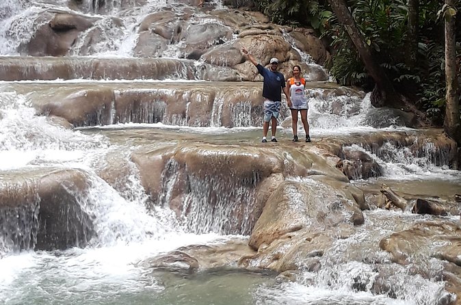 Private Tour to Dunn's River Falls From Ocho Rios - The guide: Dr. Fun and the personal touch