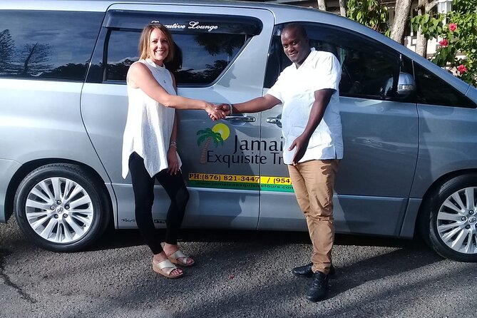 Private Transfer Between MBJ airport and Hotels in Montego Bay - Driver service: more than just a ride