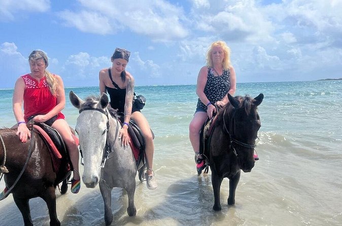 Private Transfer from Montego Bay Airport - Negril Hotels - Direct hotel drop-off in Negril
